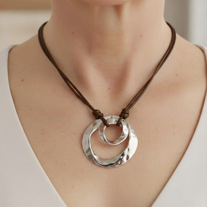 Kaelis Halsband – Silver